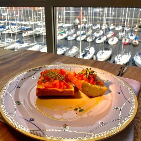 Daire Scheveningen Diamond View And Harbour *