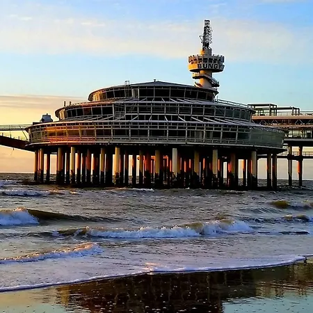 Scheveningen Diamond View And Harbour * The Hague