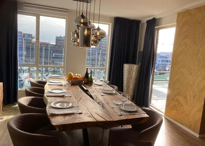 Scheveningen Diamond View And Harbour La Haya